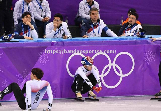 惊险战役：加拿大和韩国短道速滑选手激战